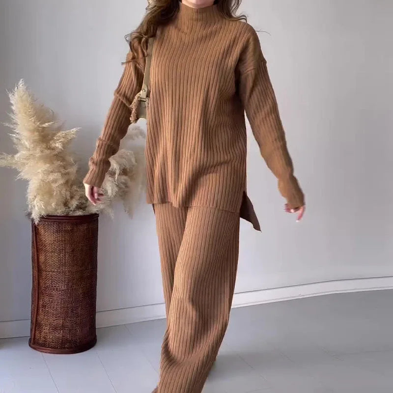 Conjunto Sara em tricot - Elegância Tricotada para Seus Dias Frios