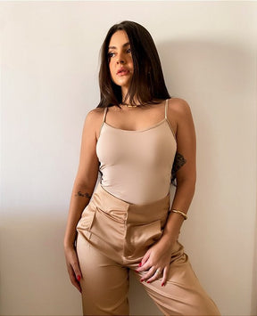 BLUSINHA REGATA COM SUTIÃ EMBUTIDO- Conforto e Praticidade que Você Merece! (COMPRE 1 LEVE 3)