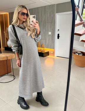 Vestido Midi Tricot Maria- Conforto e Sofisticação que Você Merece!