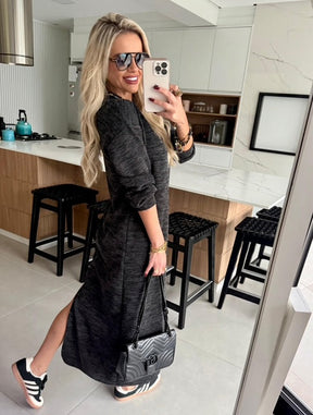 Vestido Midi Tricot Maria- Conforto e Sofisticação que Você Merece!